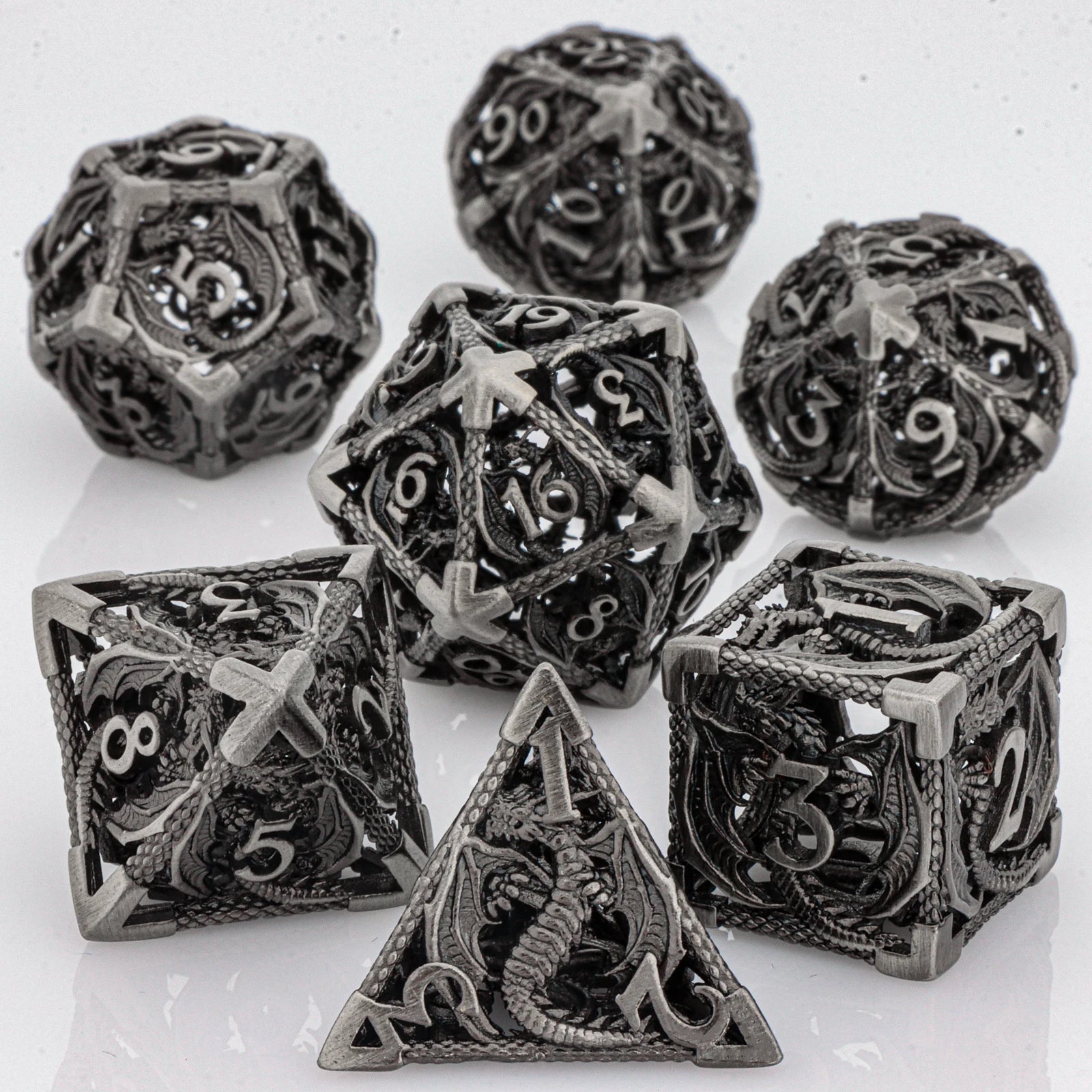 Flamecrest – Metal 7‑Piece Dice Set