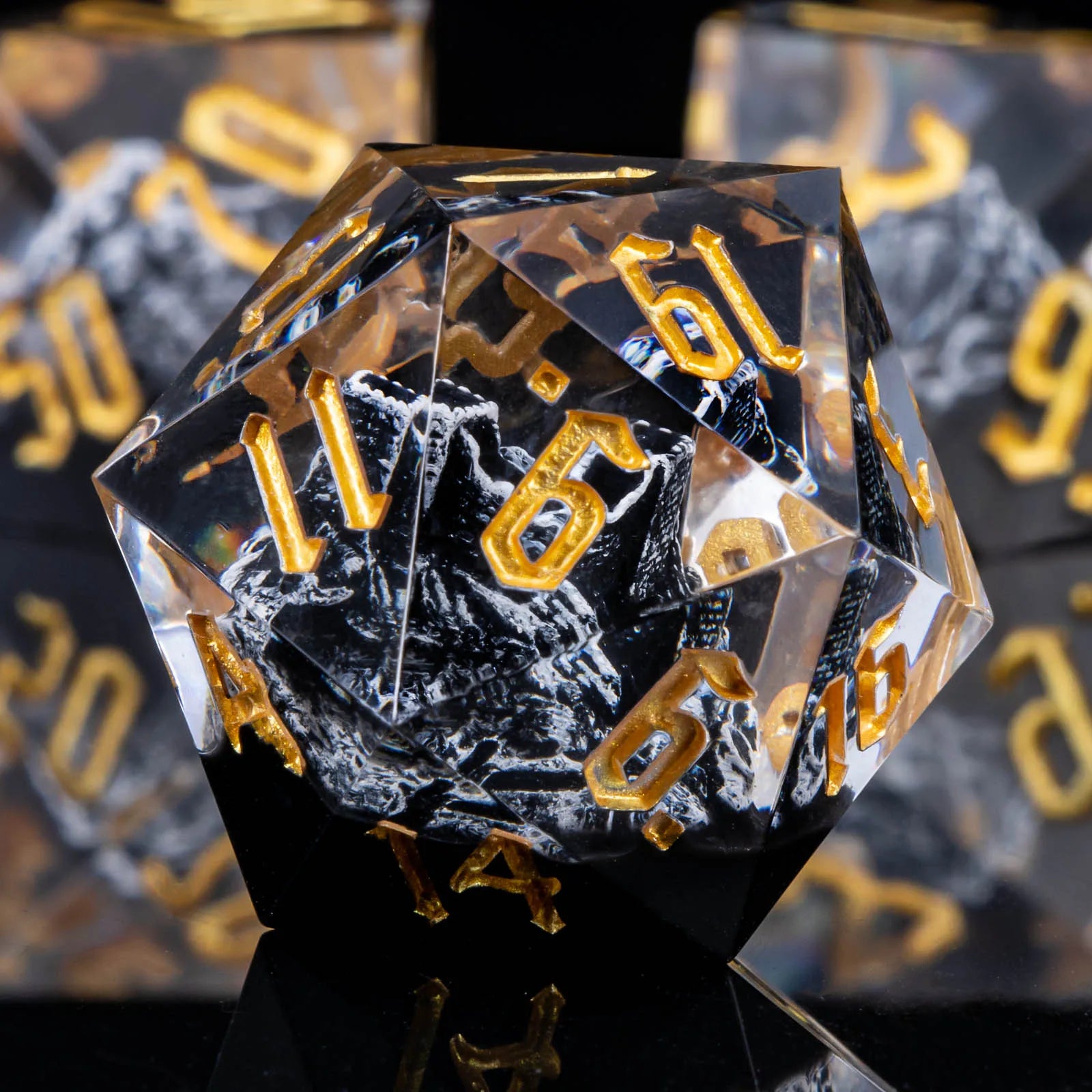 Sunshard – Resin 7‑Piece Dice Set