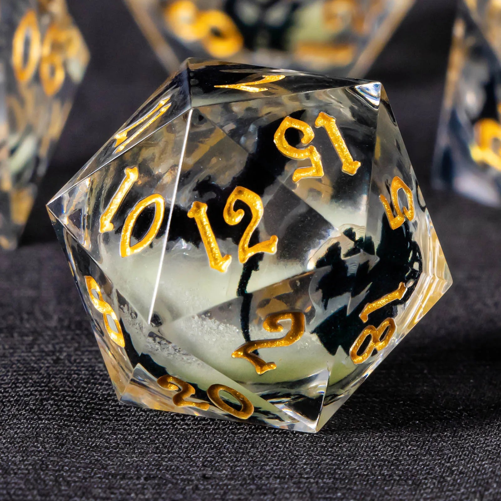 Voidwhisper – Liquid‑Core 7‑Piece Dice Set