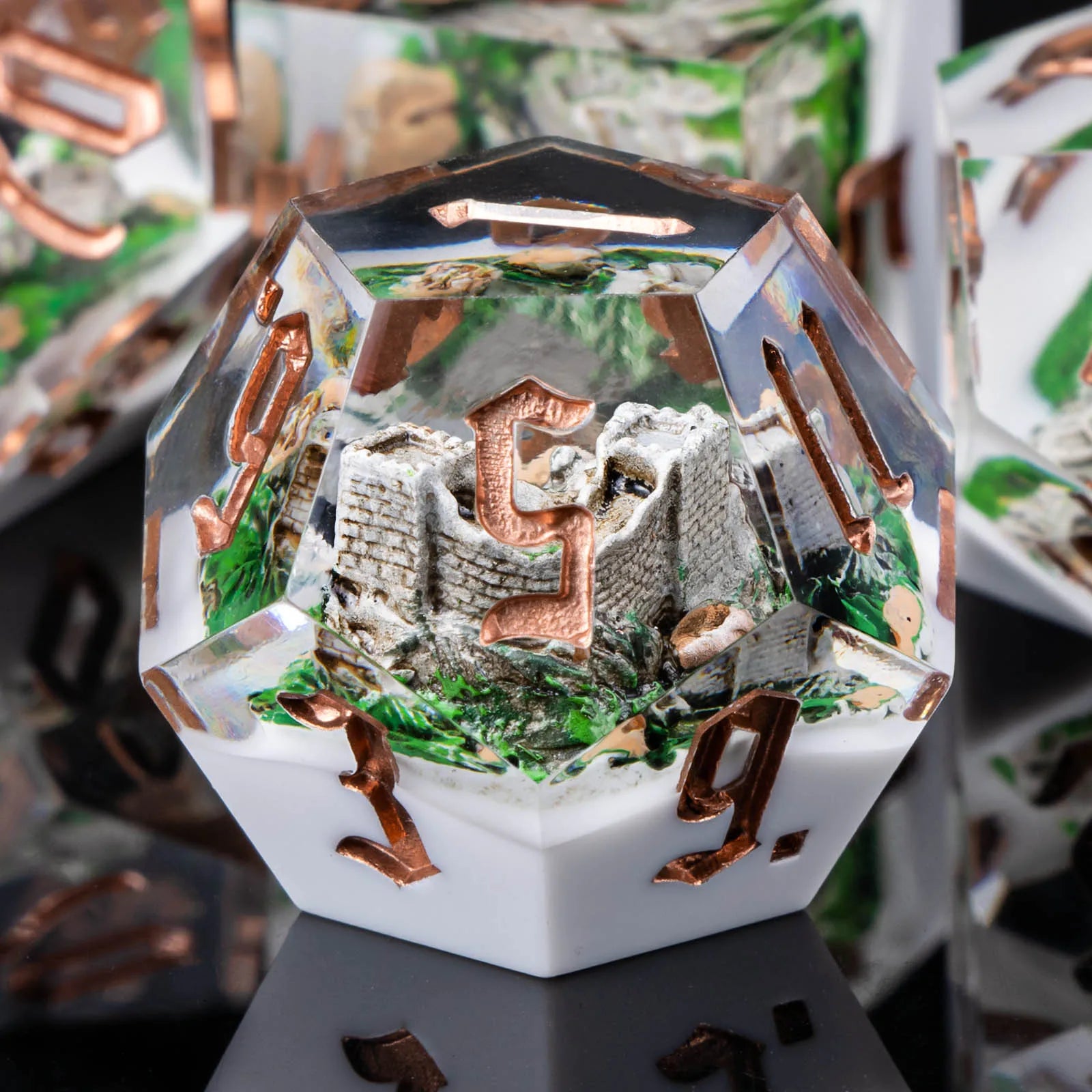 Sunshard – Resin 7‑Piece Dice Set