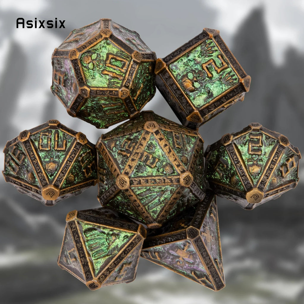 Gilded Fang – Metal 7‑Piece Dice Set