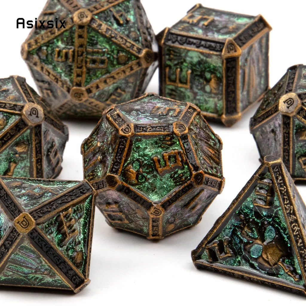 Gilded Fang – Metal 7‑Piece Dice Set